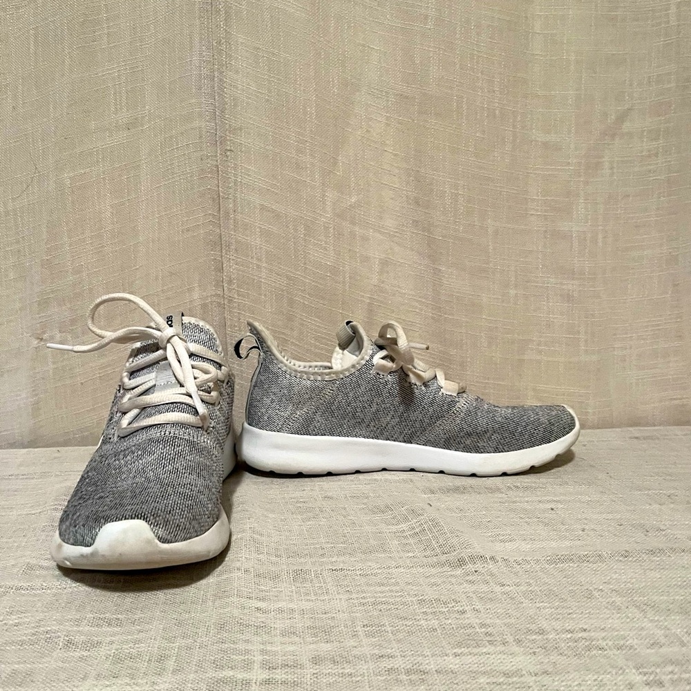 adidas  Cloudfoam Comfort Light Gray And White Athletic Shoes